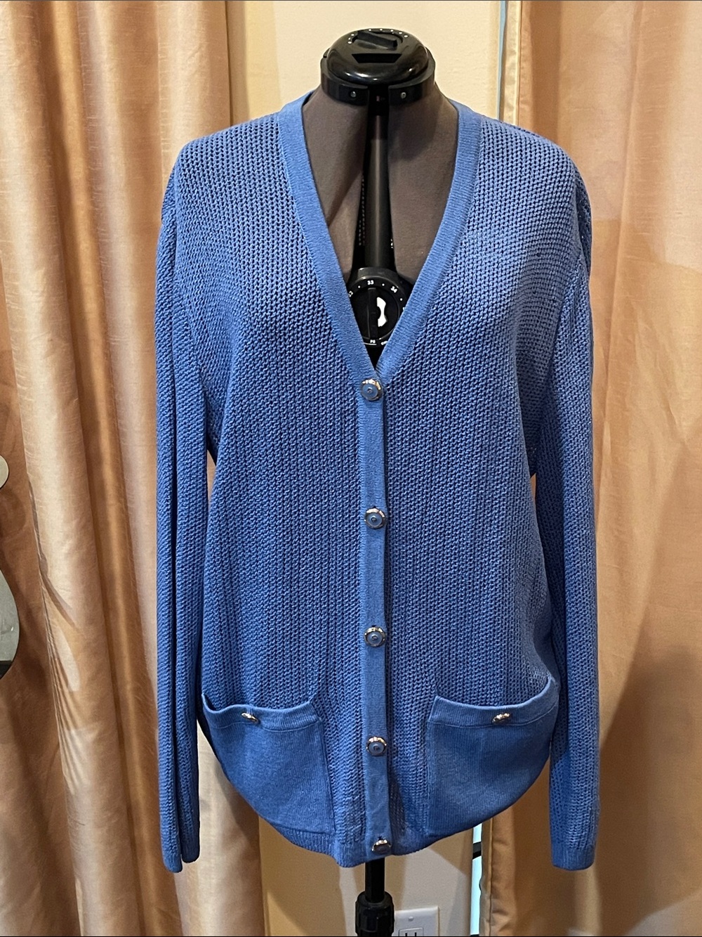St. John Periwinkle Blue V-Neck Button Cardigan (L)